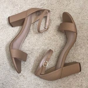 Nude ankle strap block heels Kelly & Katie size 8
